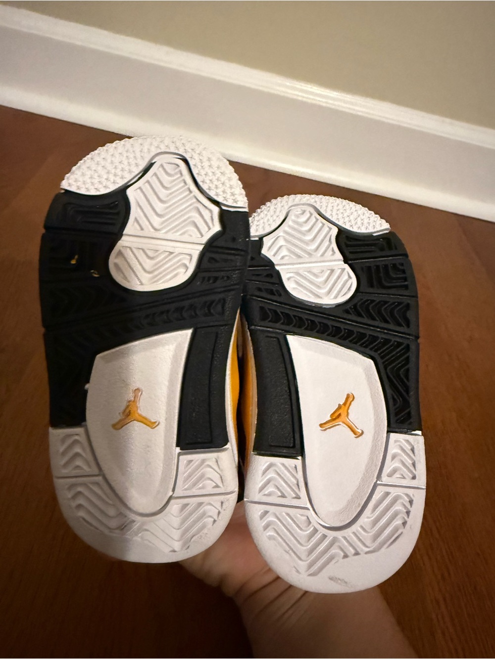 Nike Air Jordan Dub Zero TD Black Taxi Yellow Toddler Shoes 4C DV1358-017 - Picture 7 of 7